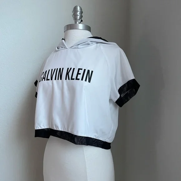 NWOT (New Without Tag) CALVIN KLEIN Hoodie / Crop Top - Picture 8 of 16